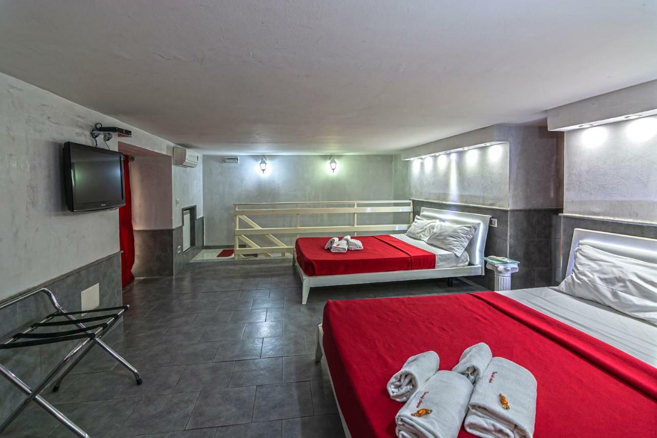 Suite Apartments Angioini Nápoles Exterior foto